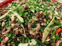 尖椒兔-东吴霸王兔(松青路店)