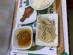 -老乡鸡(上海白玉兰广场店)