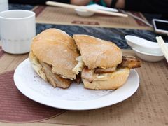 猪扒包-黄枝记(议事亭前地店)