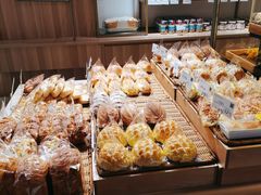 -顶东面包花园·生日蛋糕(世博店)