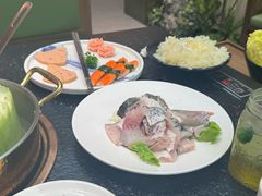 -得意咚瓜·顺德鱼生·冬瓜火锅(深圳首店)