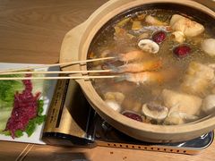 -邹开喜·炭炉鸡煲·海鲜火锅(虹口足球场店)