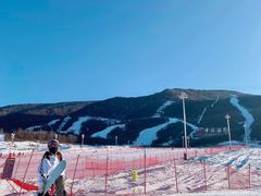 -鳌山滑雪度假区