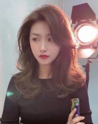 -BULB STUDIO 巴柏明星发型工作室