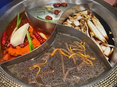 -廖掌柜·重庆鲜货火锅(上海首店)