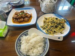 -缘来聚·徽菜名店(黄山宏村店)