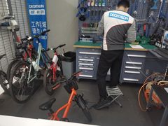 -迪卡侬(湘江路店)
