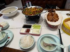 -梅利汴京烤鸭•开封豫菜地标店(东大街店)