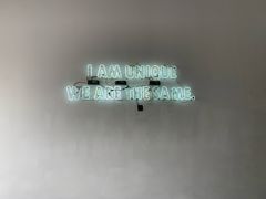 -UNI UNI(环亚凯瑟琳店)