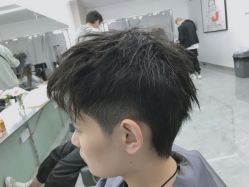 -COMO SALON 烫染可茉发型