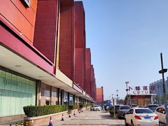 -燕莎友谊商城(金源店)