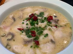 酸菜鱼片-聚鑫阁江浙菜·非遗传承技艺(青村帝华园店)