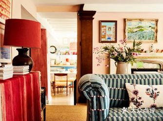 纺织设计师Molly Mahon的缤纷小屋