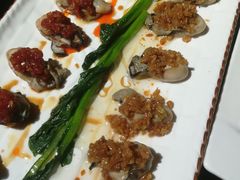 -东来菜馆•手抓海鲜家常菜•海鲜锅贴(鸽子窝店)