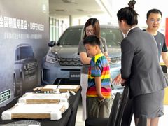 -上海伟杰·捷豹路虎4S店(闵行店)