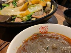 -万记麻辣烫国展总店