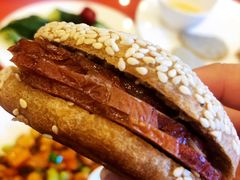 烧饼夹牛肉-北京小肠陈饭庄(方庄店)