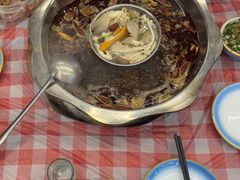 -金鼎雪山牦牛杂火锅(理县总店)