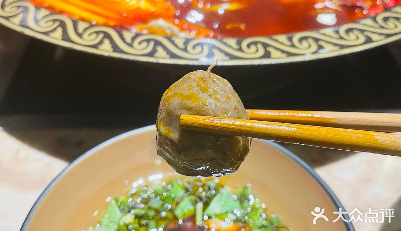 今天在广州把重庆火锅吃撑了，超满足