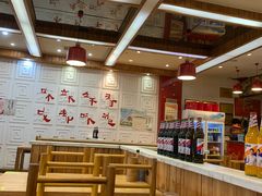 大堂-袁记串串香(泉水轻轨站店)