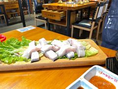 -江南本家韩国料理(太古仓中船汇店)