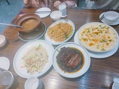 -民间瓦缸煨汤館(嵩山路店)