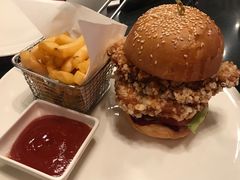 -WOLFGANG PUCK KITCHEN & BAR(迪士尼小镇店)