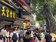 -天宝食坊·啫啫煲大排档(西华路店)