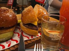 -悠航SLOWBOAT(三里屯店)