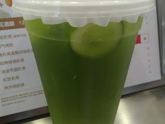绿冻柠吨吨桶-桂桂茶(恒基名人店)