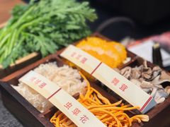 -盡膳口福跷脚牛肉火锅(晶耀前滩店)