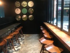 等位区-星巴克(兰桂坊店)