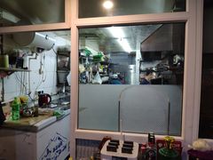 门面-玫瑰红烤羊排(北新桥三条店)