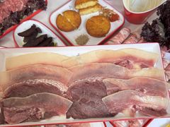 -毛辣果·贵州红酸汤牛肉火锅(西单店)