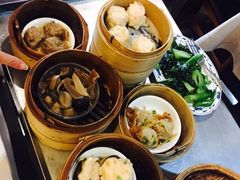 -Mandarin Ogilvie Restaurant