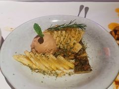 -The Boiling Crab宝灵蟹手抓海鲜(中国首店)