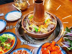 -岳记兴隆·青城腊排铜火锅(融创店)