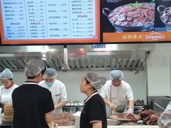 -闫家驴肉老店(华电一校店)