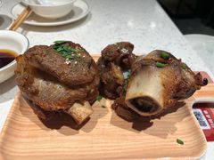 -三人行骨头王火锅(长寿店)