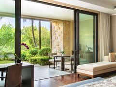 -海南清水湾莱佛士酒店