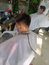 -阿兵荣辉美容理发有限公司