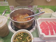 -一围肥牛小火锅(高铁吾悦店)