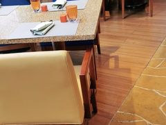 -怡咖啡海鲜自助餐厅(浦东香格里拉店)