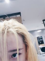 -苑苑发型设计