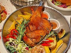 -Mogul Eatery·大亨餐酒馆