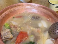 -阿婆情腊排骨火锅(金虹路店)