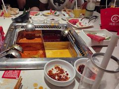 -海底捞火锅(银泰中心店)