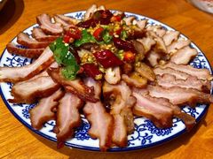 -东北小板凳地摊烧烤(泰来街店)