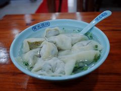 荠菜鲜肉汤馄饨-潘国仙耳光馄饨(黄家阙路店)