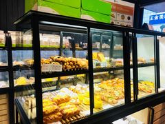 面包甜点陈列柜-九月森林(翠岗店)